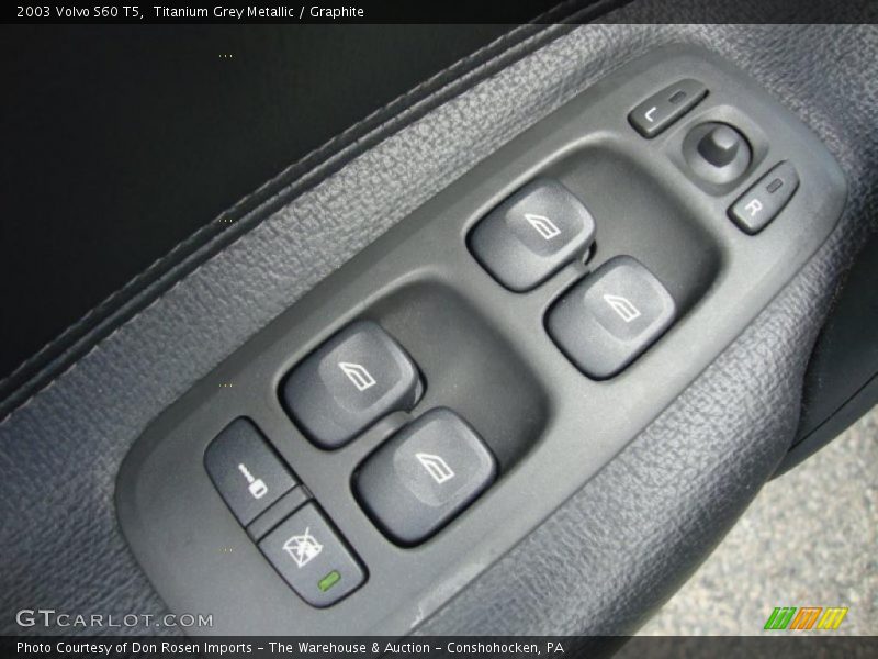 Titanium Grey Metallic / Graphite 2003 Volvo S60 T5