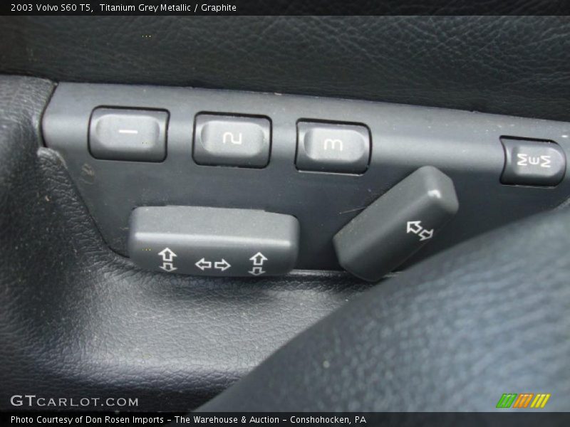 Titanium Grey Metallic / Graphite 2003 Volvo S60 T5