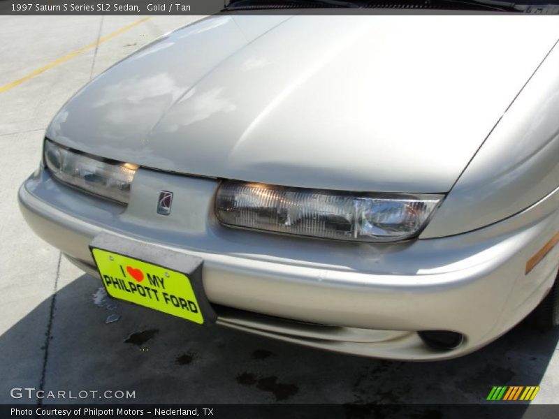 Gold / Tan 1997 Saturn S Series SL2 Sedan