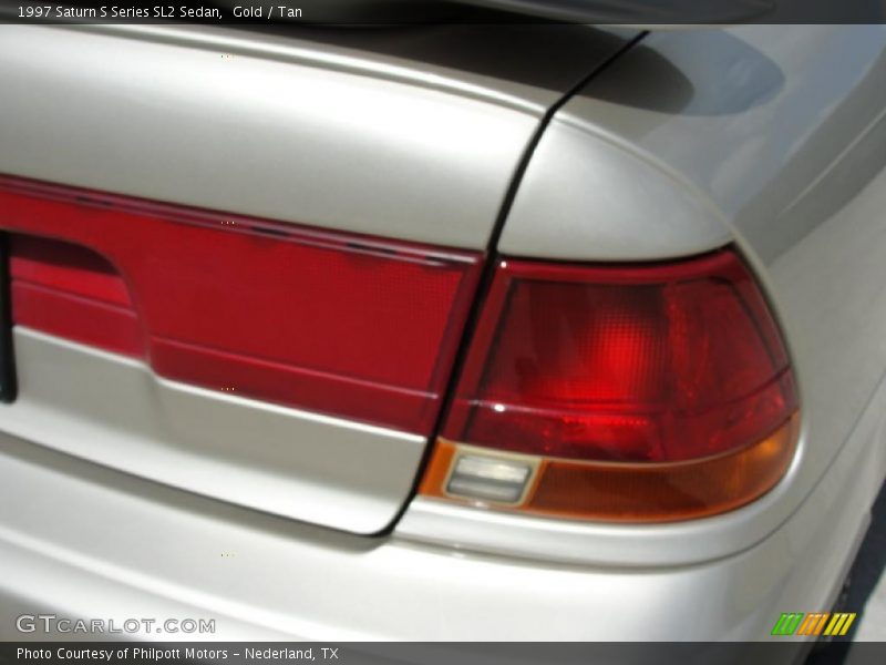 Gold / Tan 1997 Saturn S Series SL2 Sedan