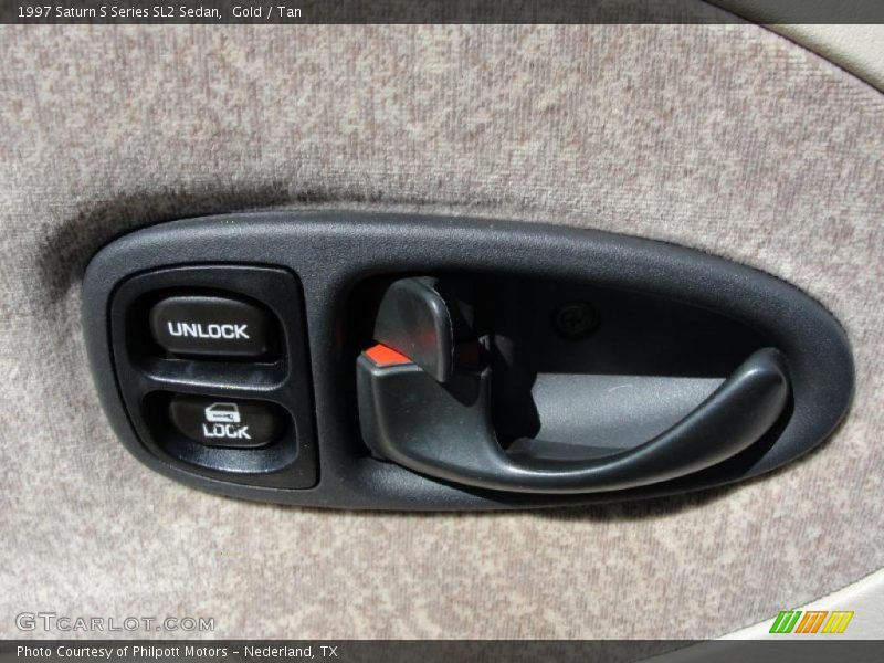 Gold / Tan 1997 Saturn S Series SL2 Sedan