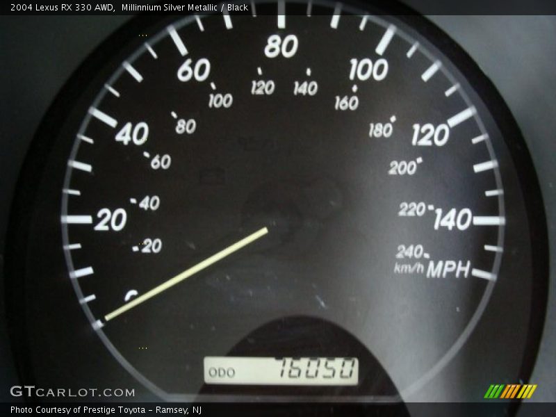 Millinnium Silver Metallic / Black 2004 Lexus RX 330 AWD