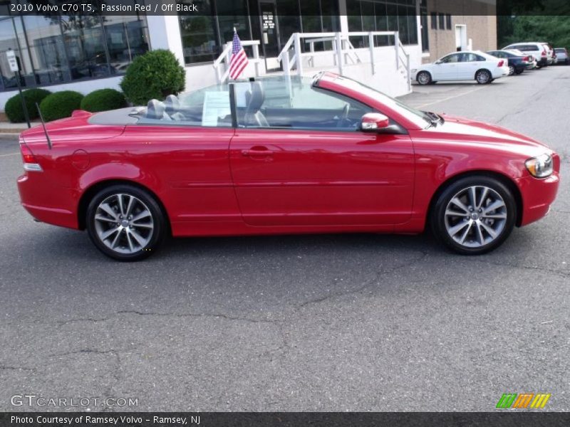 Passion Red / Off Black 2010 Volvo C70 T5
