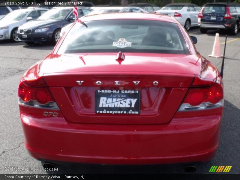Passion Red / Off Black 2010 Volvo C70 T5