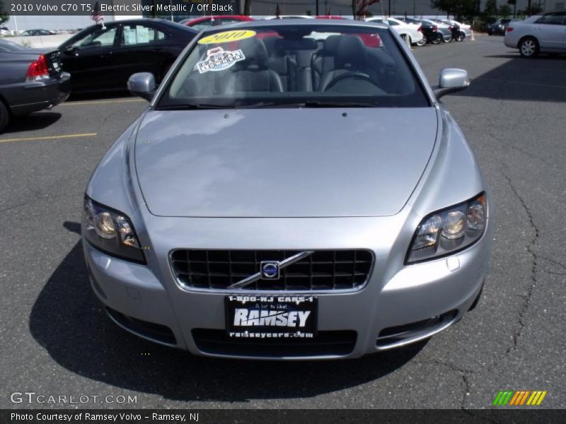 Electric Silver Metallic / Off Black 2010 Volvo C70 T5