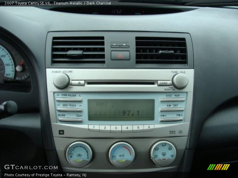 Titanium Metallic / Dark Charcoal 2007 Toyota Camry SE V6