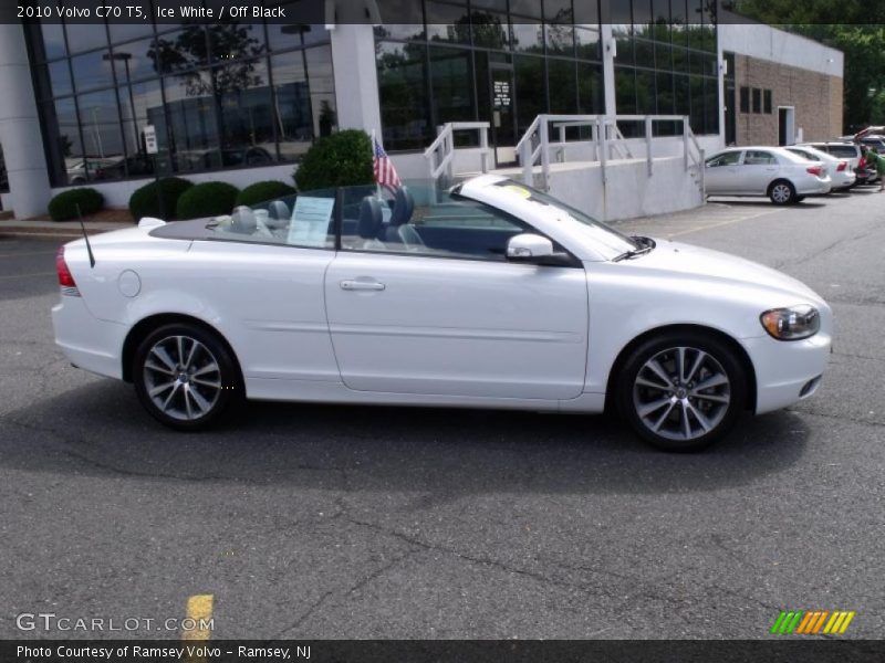 Ice White / Off Black 2010 Volvo C70 T5