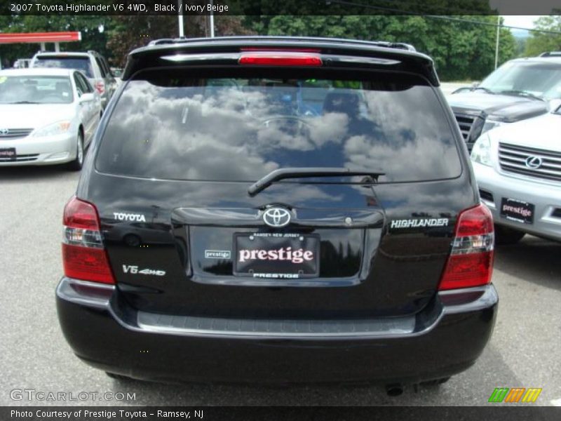 Black / Ivory Beige 2007 Toyota Highlander V6 4WD