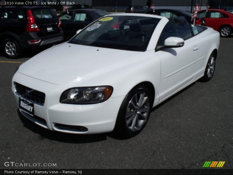 Ice White / Off Black 2010 Volvo C70 T5