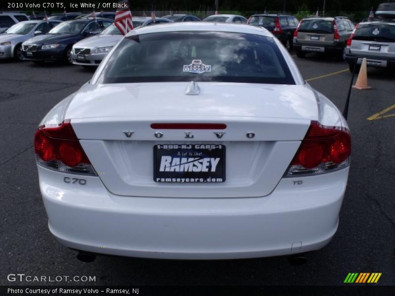 Ice White / Off Black 2010 Volvo C70 T5