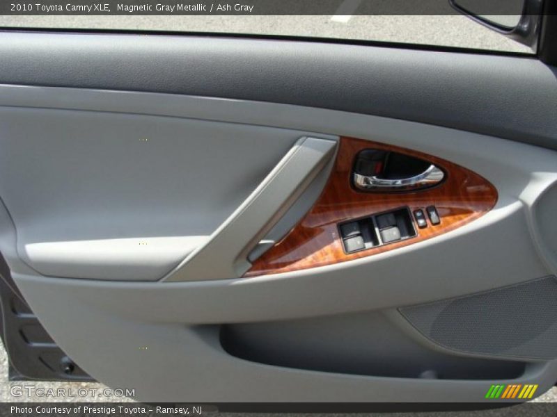 Magnetic Gray Metallic / Ash Gray 2010 Toyota Camry XLE