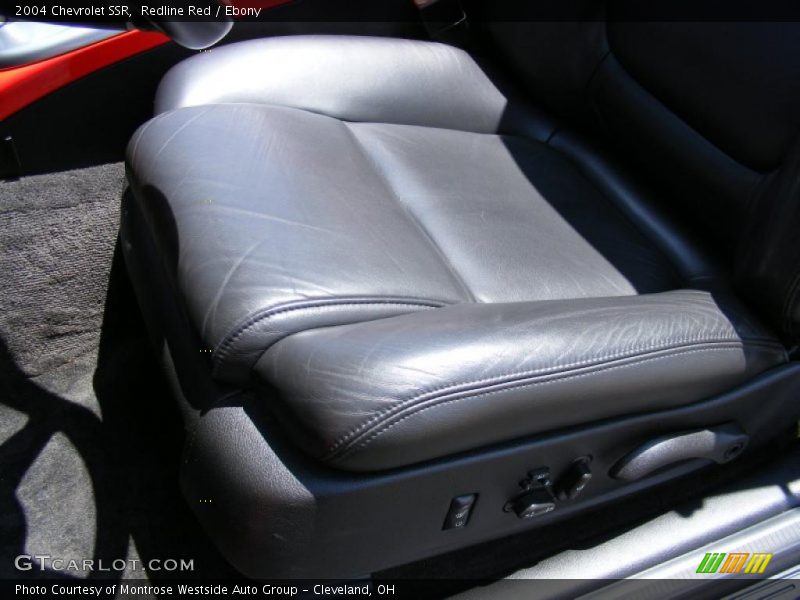 Redline Red / Ebony 2004 Chevrolet SSR