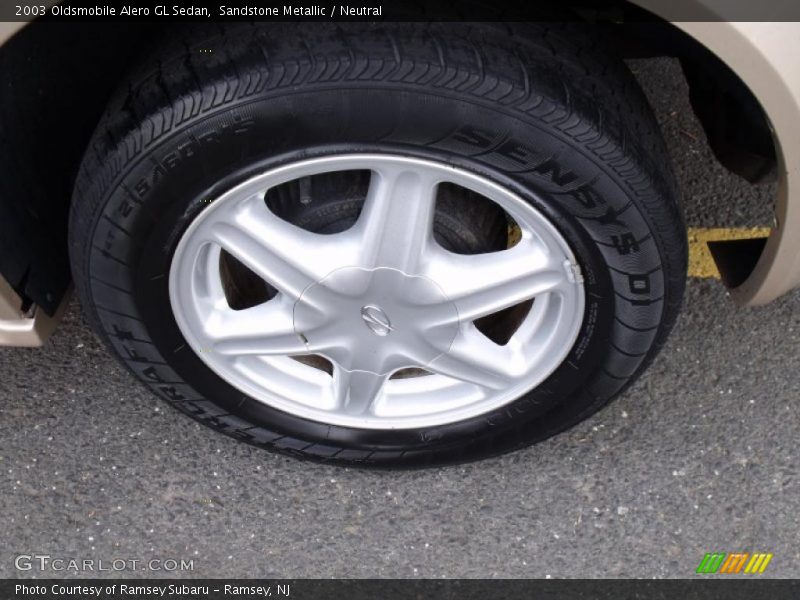 Sandstone Metallic / Neutral 2003 Oldsmobile Alero GL Sedan