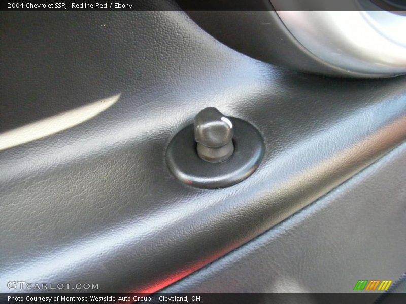 Redline Red / Ebony 2004 Chevrolet SSR