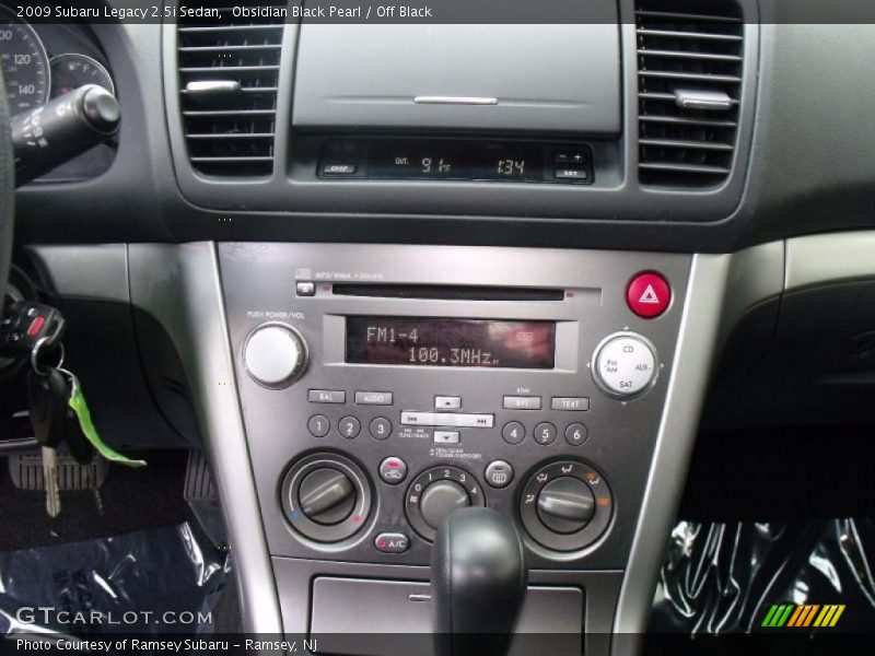 Obsidian Black Pearl / Off Black 2009 Subaru Legacy 2.5i Sedan