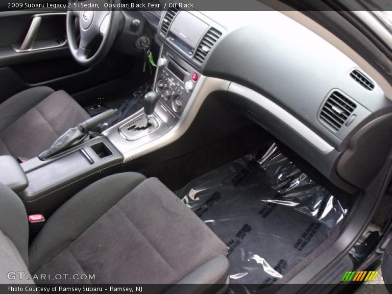 Obsidian Black Pearl / Off Black 2009 Subaru Legacy 2.5i Sedan
