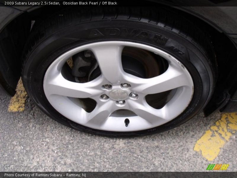 Obsidian Black Pearl / Off Black 2009 Subaru Legacy 2.5i Sedan