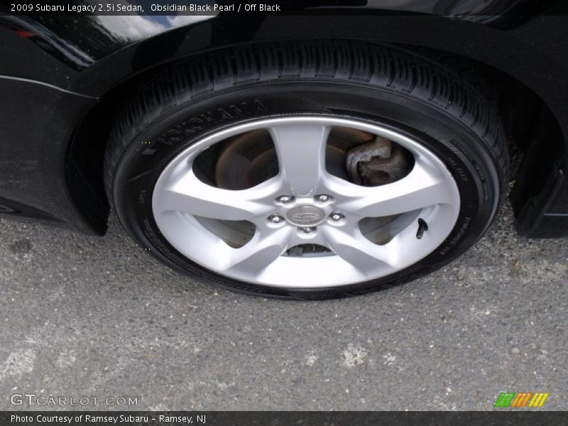 Obsidian Black Pearl / Off Black 2009 Subaru Legacy 2.5i Sedan