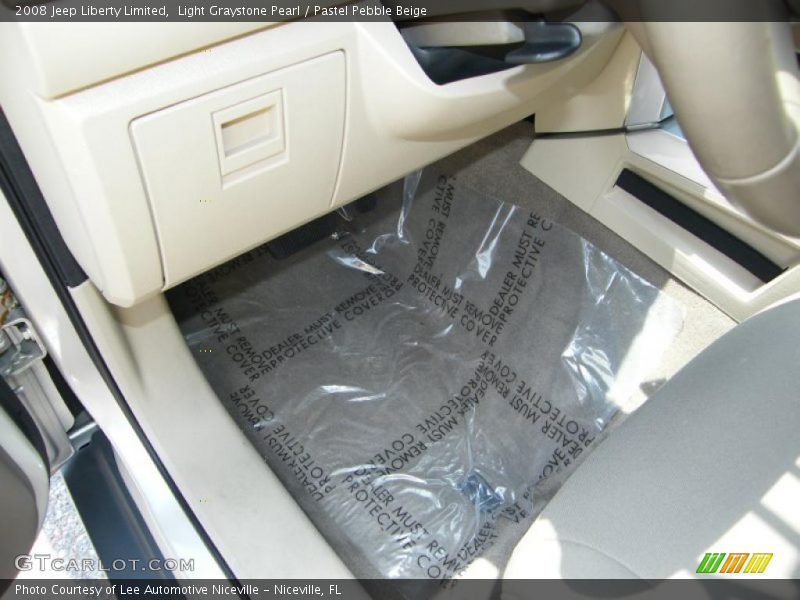 Light Graystone Pearl / Pastel Pebble Beige 2008 Jeep Liberty Limited