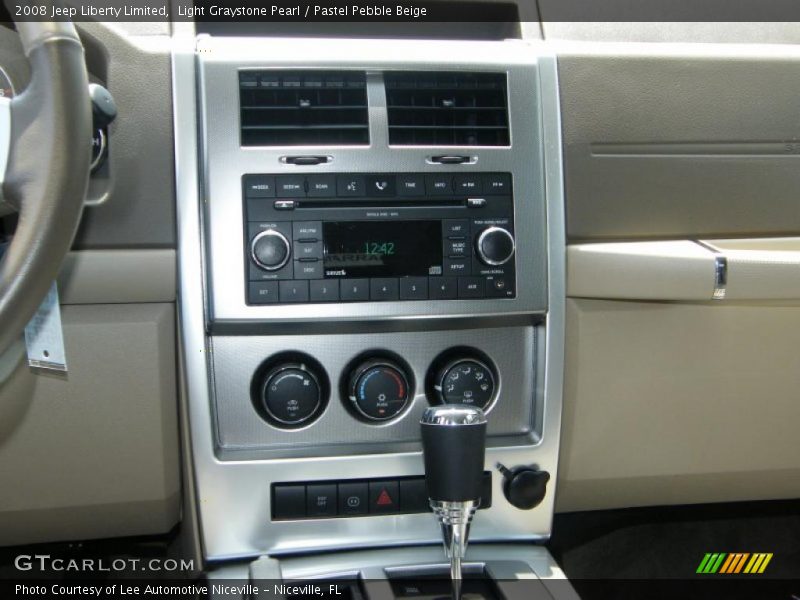 Light Graystone Pearl / Pastel Pebble Beige 2008 Jeep Liberty Limited