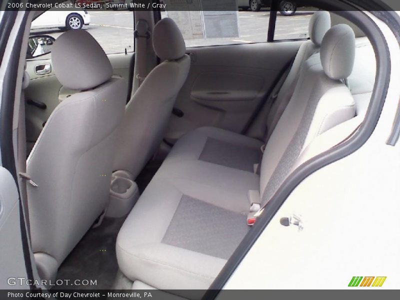 Summit White / Gray 2006 Chevrolet Cobalt LS Sedan