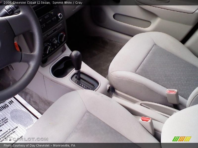 Summit White / Gray 2006 Chevrolet Cobalt LS Sedan