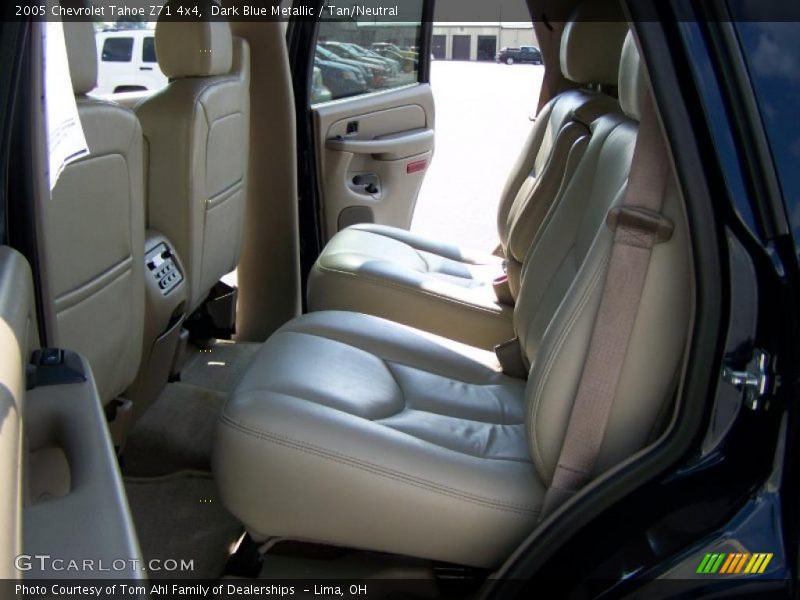 Dark Blue Metallic / Tan/Neutral 2005 Chevrolet Tahoe Z71 4x4