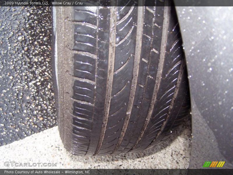 Willow Gray / Gray 2009 Hyundai Sonata GLS