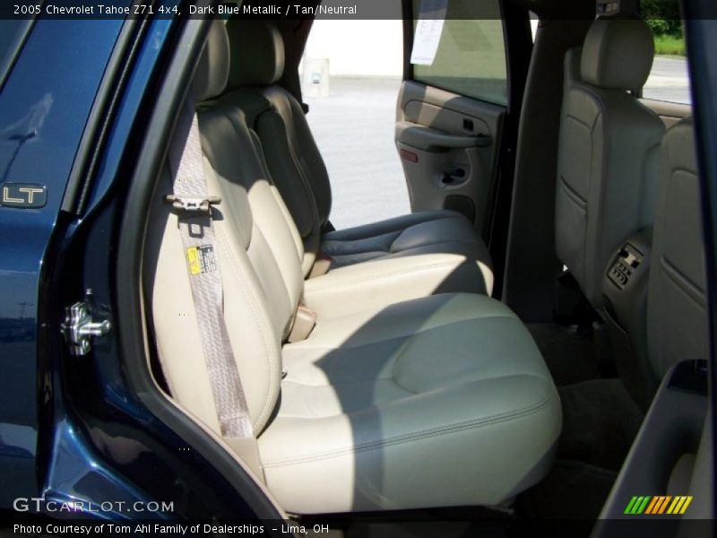 Dark Blue Metallic / Tan/Neutral 2005 Chevrolet Tahoe Z71 4x4