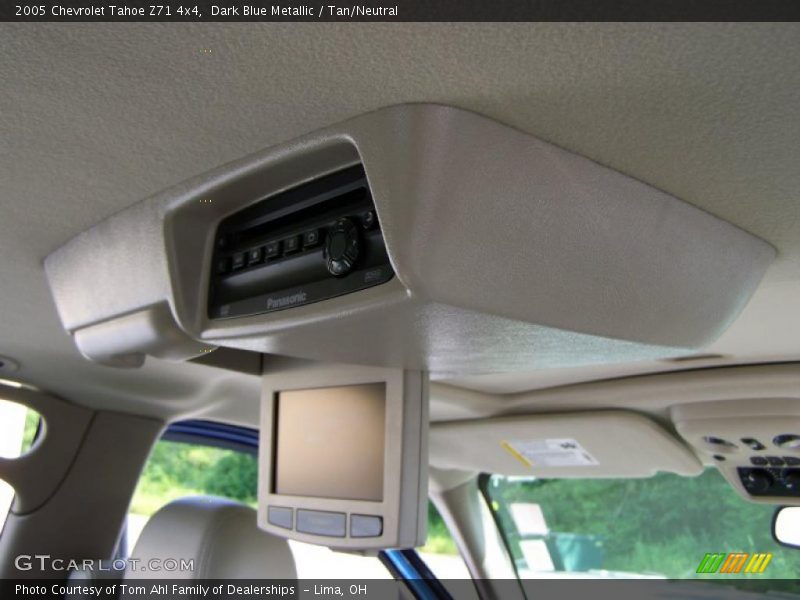Dark Blue Metallic / Tan/Neutral 2005 Chevrolet Tahoe Z71 4x4