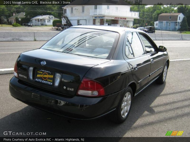 Blackout Black / Stone 2001 Nissan Sentra GXE