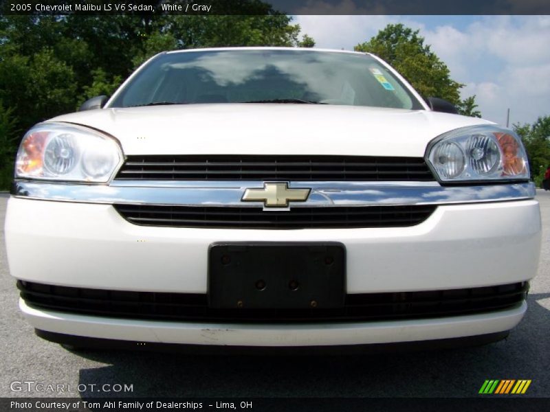 White / Gray 2005 Chevrolet Malibu LS V6 Sedan