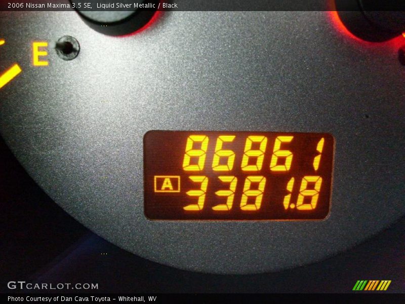 Liquid Silver Metallic / Black 2006 Nissan Maxima 3.5 SE