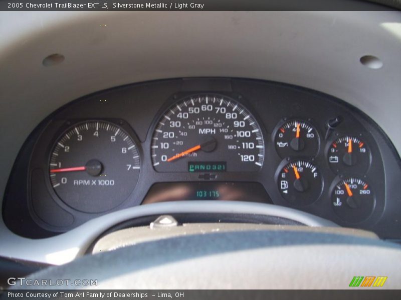 Silverstone Metallic / Light Gray 2005 Chevrolet TrailBlazer EXT LS