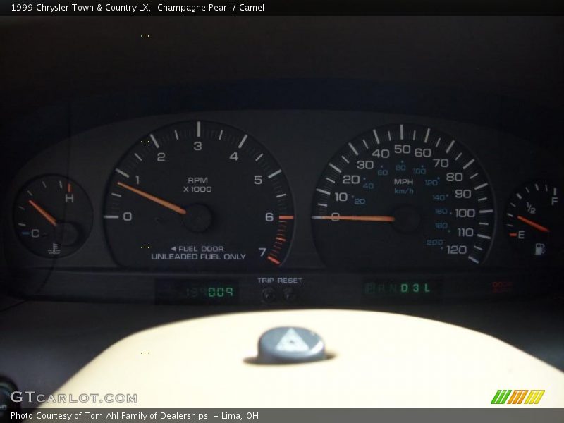 Champagne Pearl / Camel 1999 Chrysler Town & Country LX