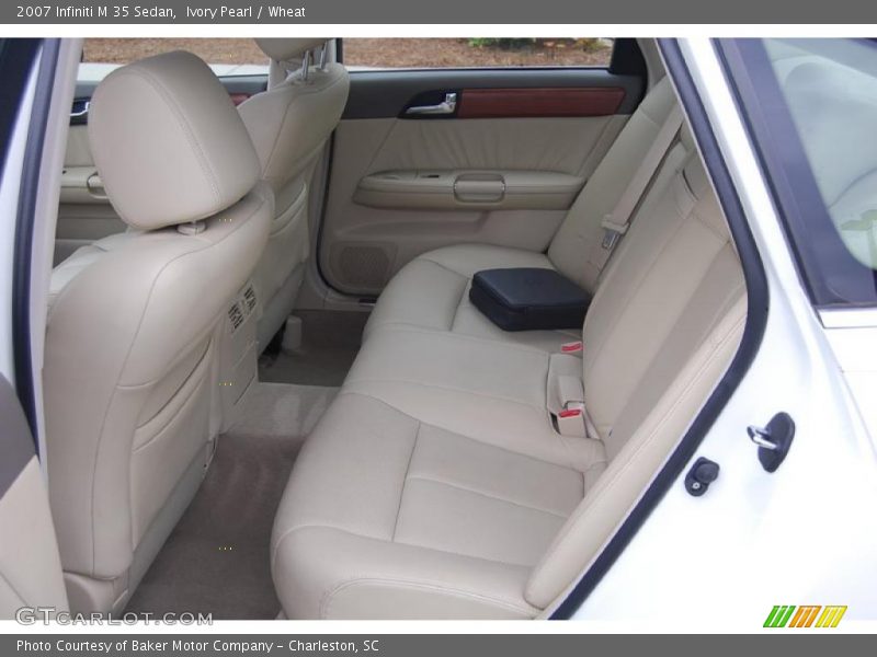 Ivory Pearl / Wheat 2007 Infiniti M 35 Sedan