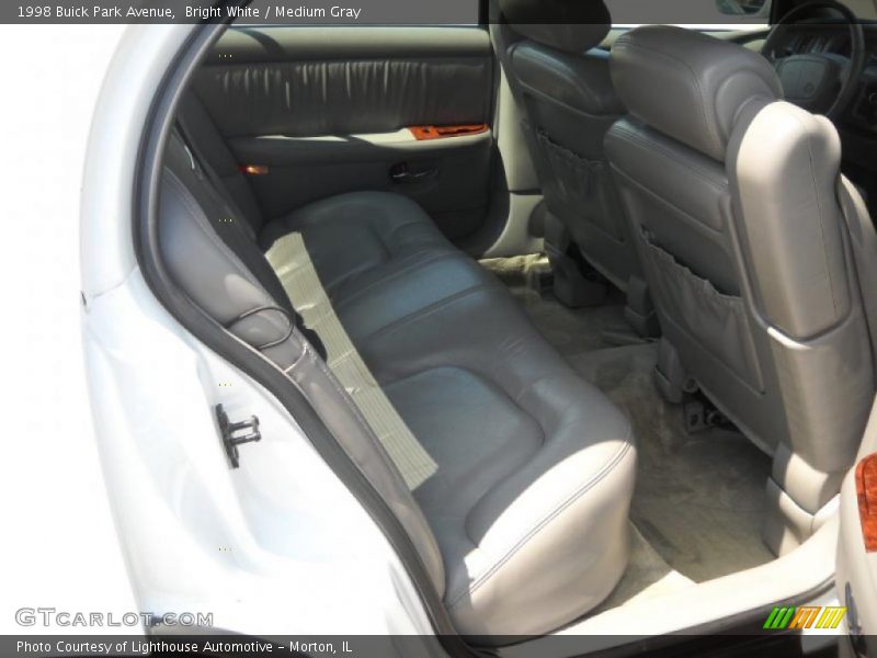 Bright White / Medium Gray 1998 Buick Park Avenue