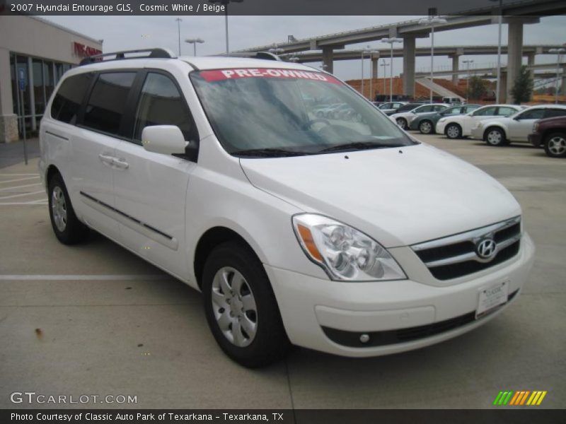 Cosmic White / Beige 2007 Hyundai Entourage GLS