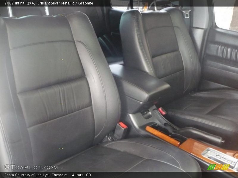 Brilliant Silver Metallic / Graphite 2002 Infiniti QX4