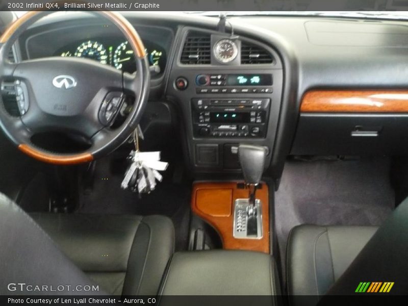 Brilliant Silver Metallic / Graphite 2002 Infiniti QX4