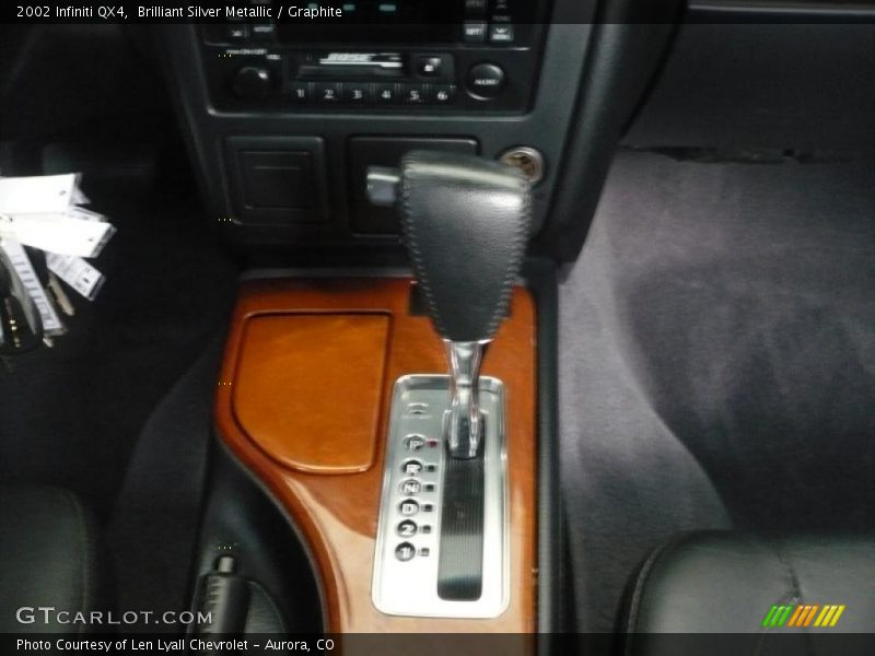 Brilliant Silver Metallic / Graphite 2002 Infiniti QX4