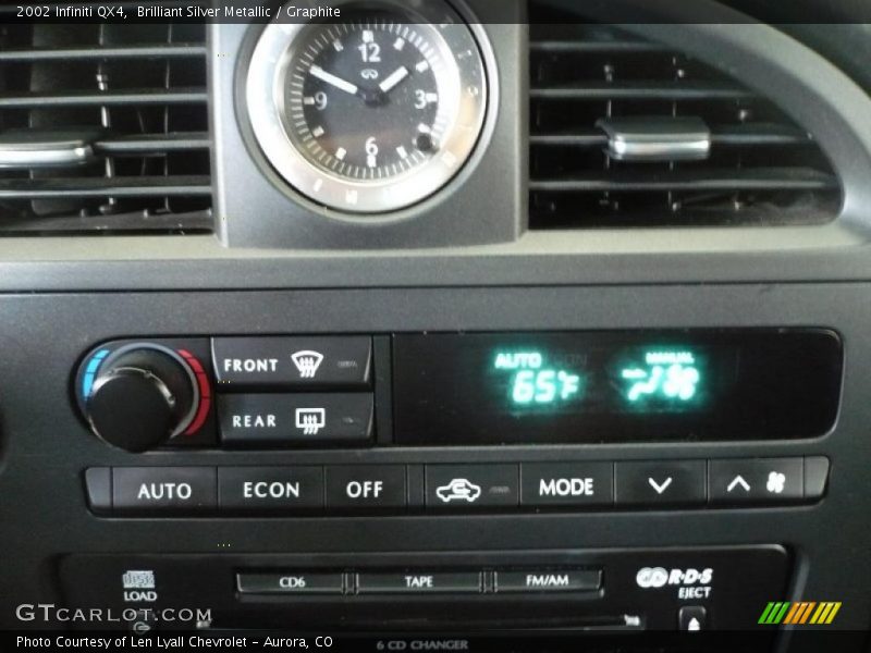 Brilliant Silver Metallic / Graphite 2002 Infiniti QX4