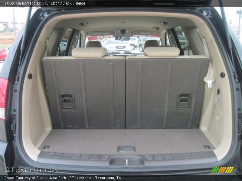 Ebony Black / Beige 2009 Kia Borrego LX V6