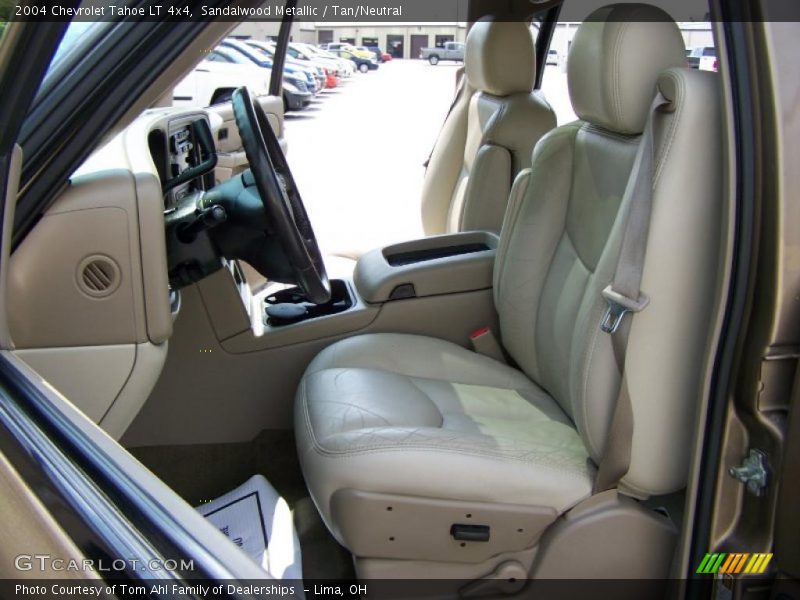 Sandalwood Metallic / Tan/Neutral 2004 Chevrolet Tahoe LT 4x4