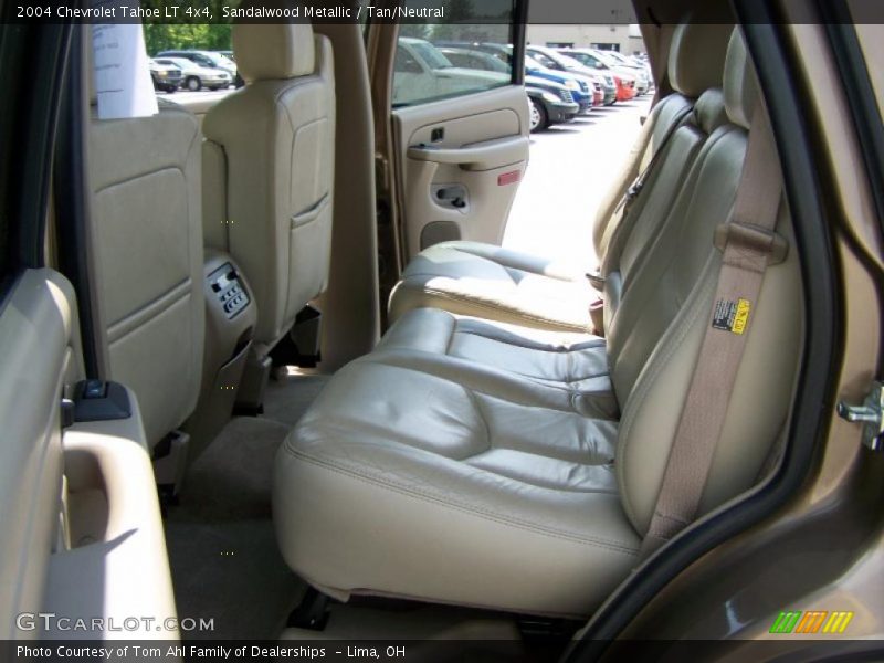 Sandalwood Metallic / Tan/Neutral 2004 Chevrolet Tahoe LT 4x4