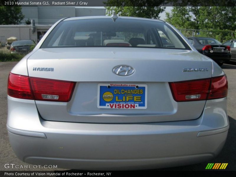 Radiant Silver / Gray 2010 Hyundai Sonata GLS