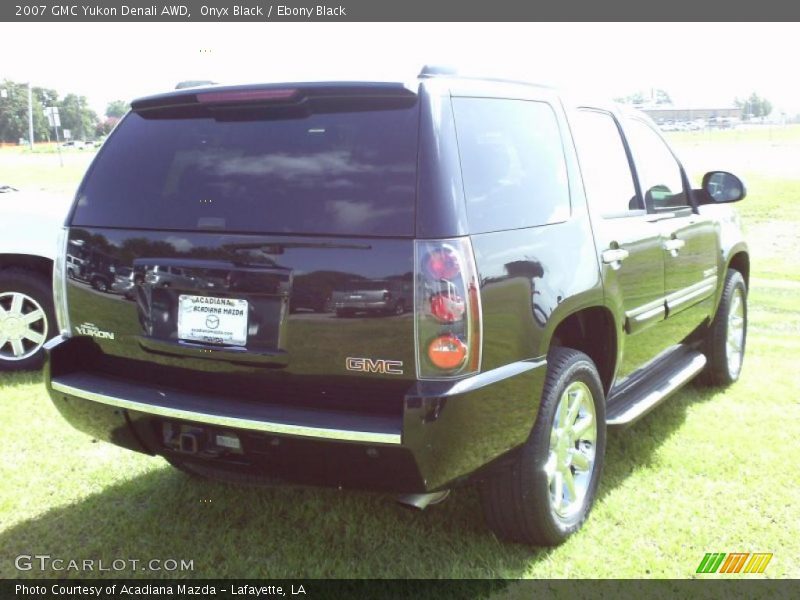 Onyx Black / Ebony Black 2007 GMC Yukon Denali AWD