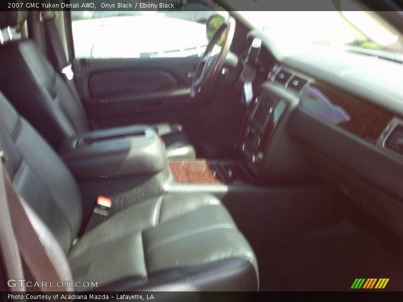 Onyx Black / Ebony Black 2007 GMC Yukon Denali AWD