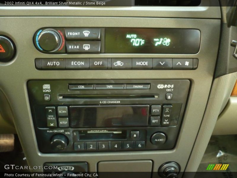Brilliant Silver Metallic / Stone Beige 2002 Infiniti QX4 4x4