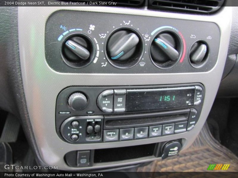 Electric Blue Pearlcoat / Dark Slate Gray 2004 Dodge Neon SXT